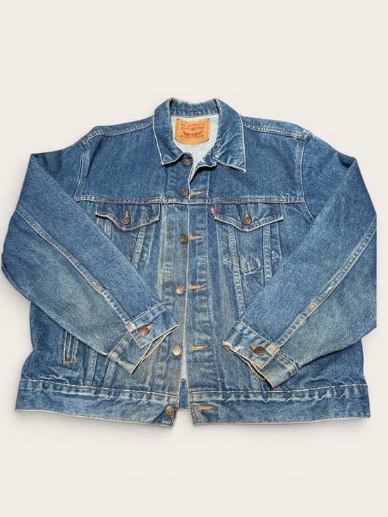 Levi's Other - Levi’s 70506 Denim Trucker Jacket USA Made Medium Wash Size 44( vintage )